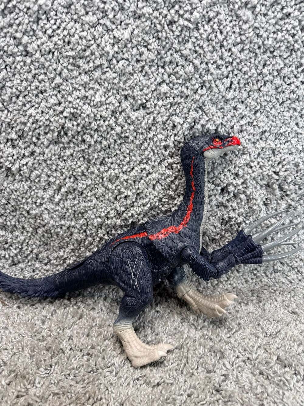 Jurassic World Mattel Therizinosaurus Action Figure